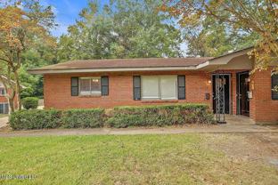 4221/4223 Hawthorne Court - Photo 1 of 1