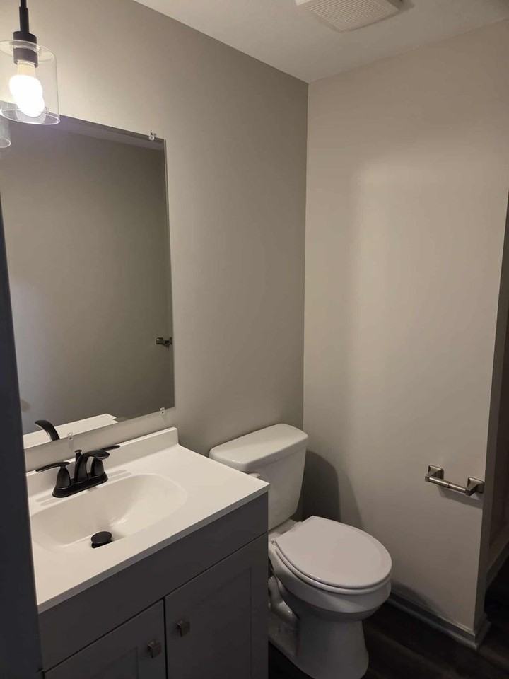 741 741 - 743 S Custer - Photo 7 of 18