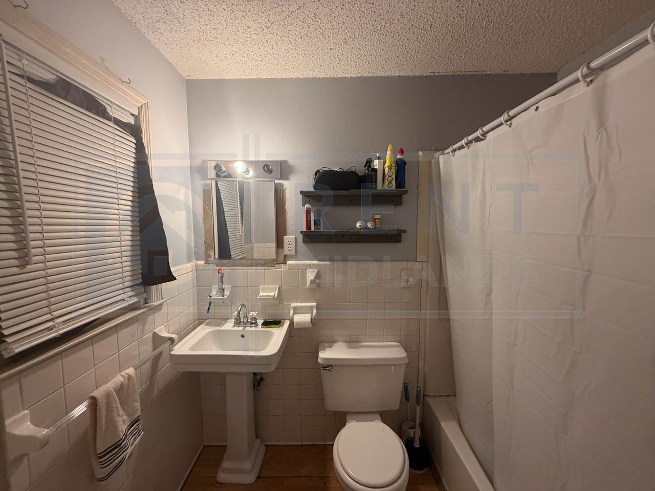 840 Ohio St - Photo 5 of 13