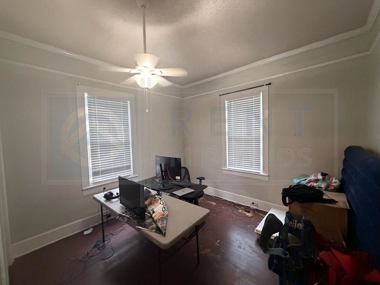 840 Ohio St - Photo 6 of 13