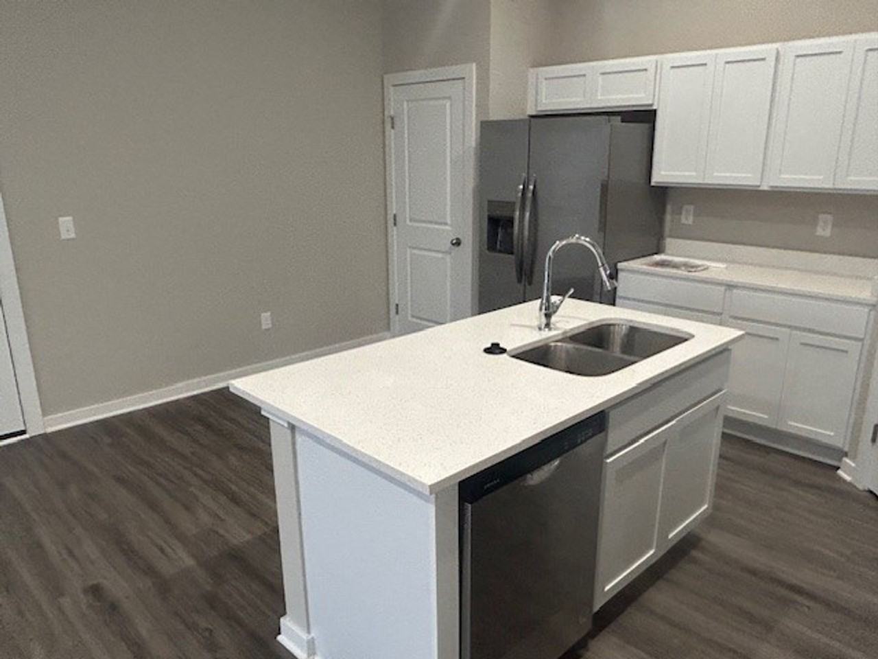 12043 W Shadow Lakes St - Photo 2 of 27