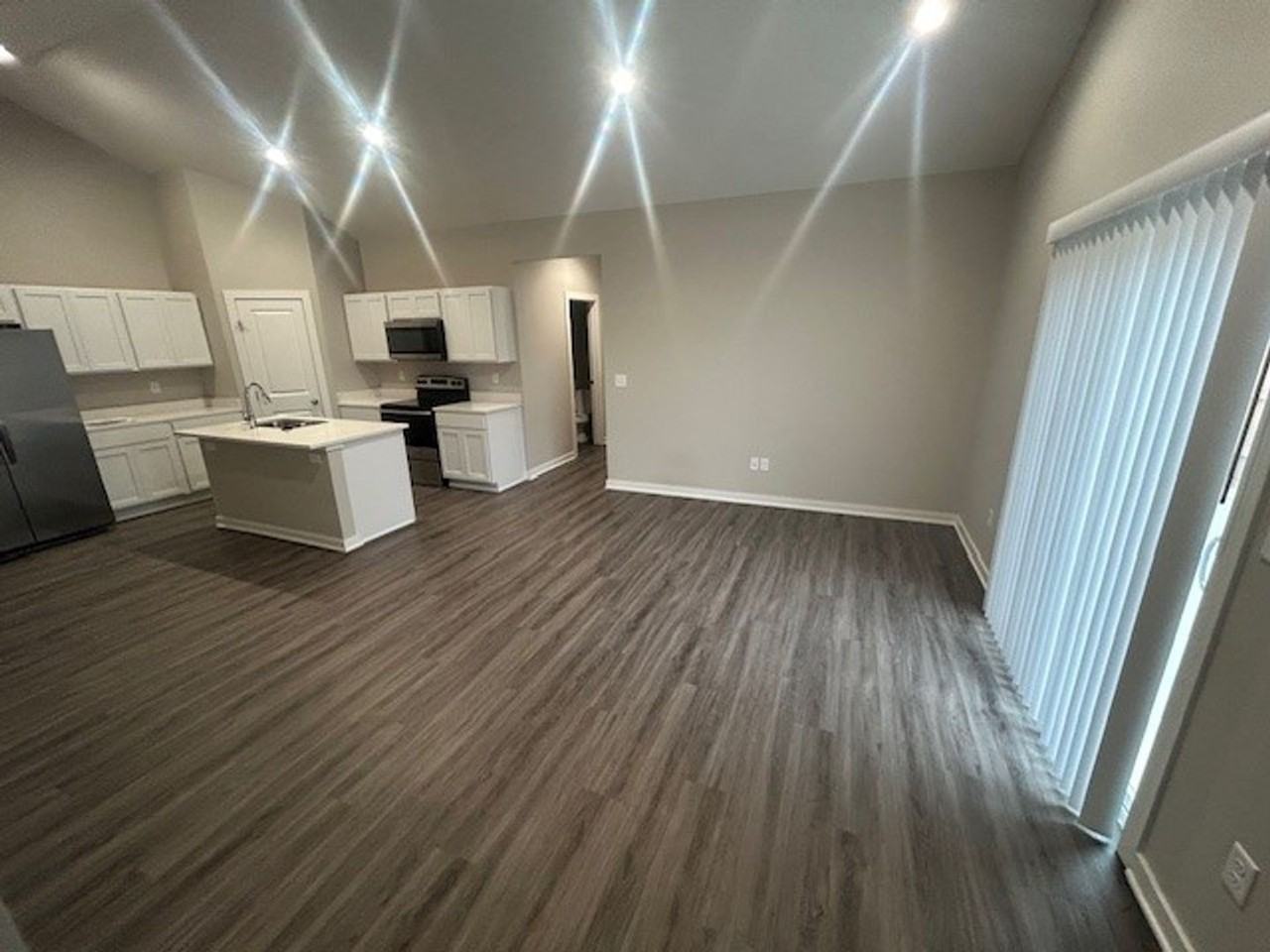 12043 W Shadow Lakes St - Photo 4 of 27