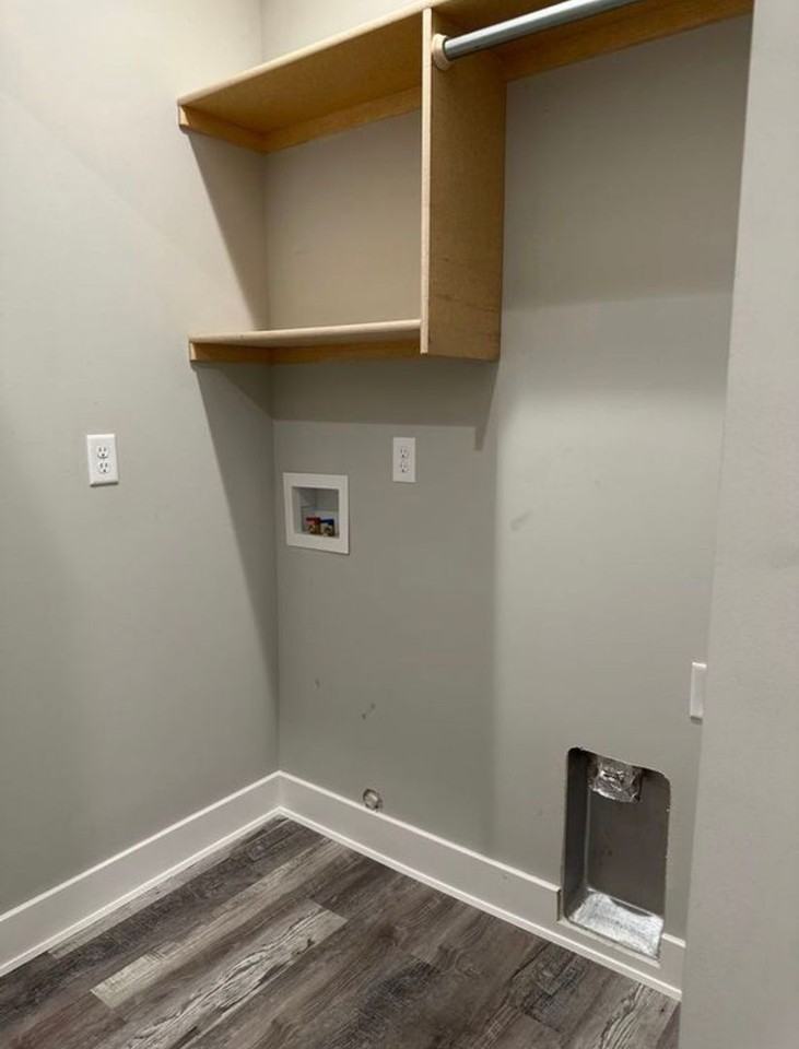 12138 W 33rd St N - Photo 7 of 15