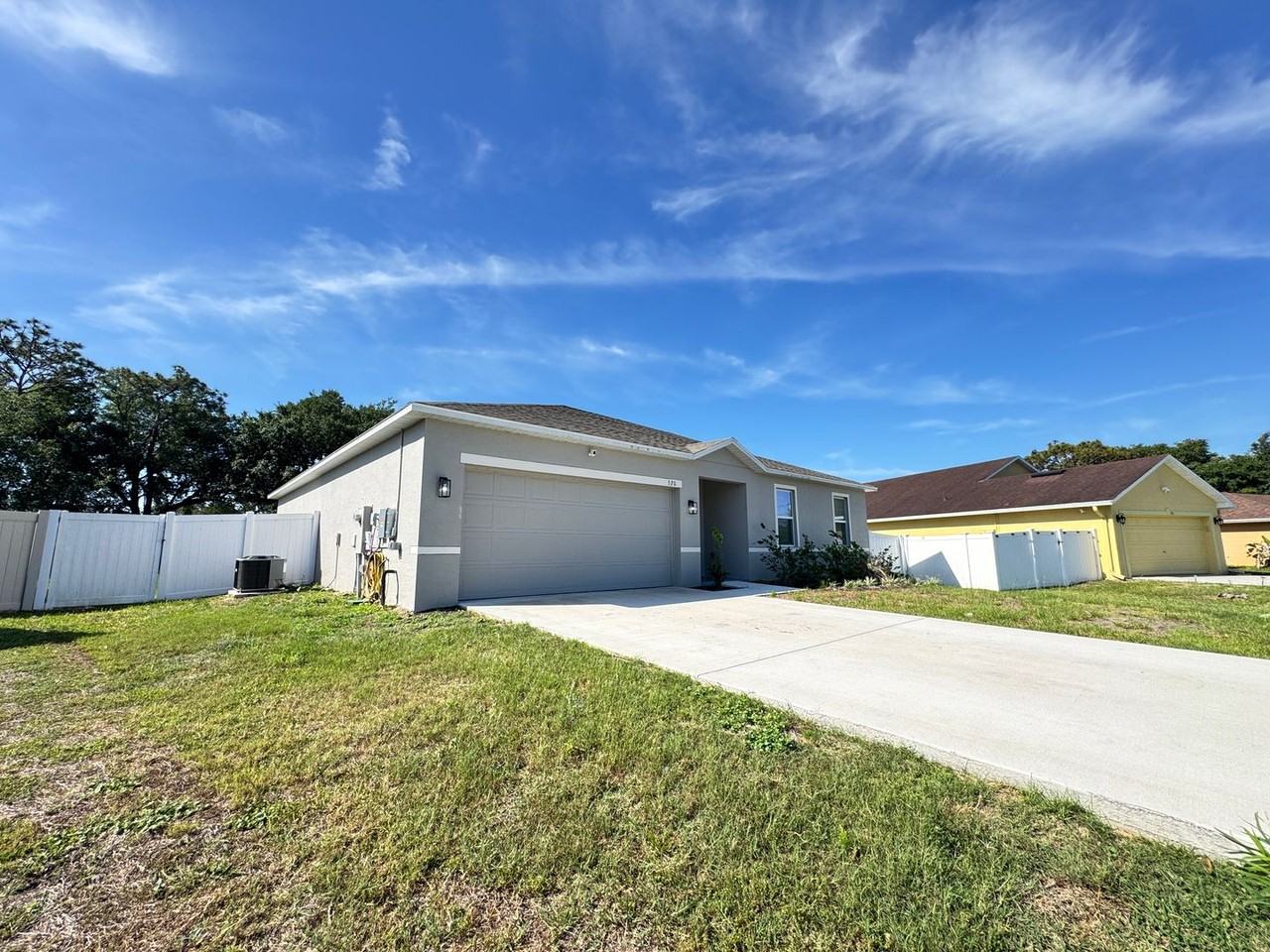 320 Mariana Way - Photo 2 of 50