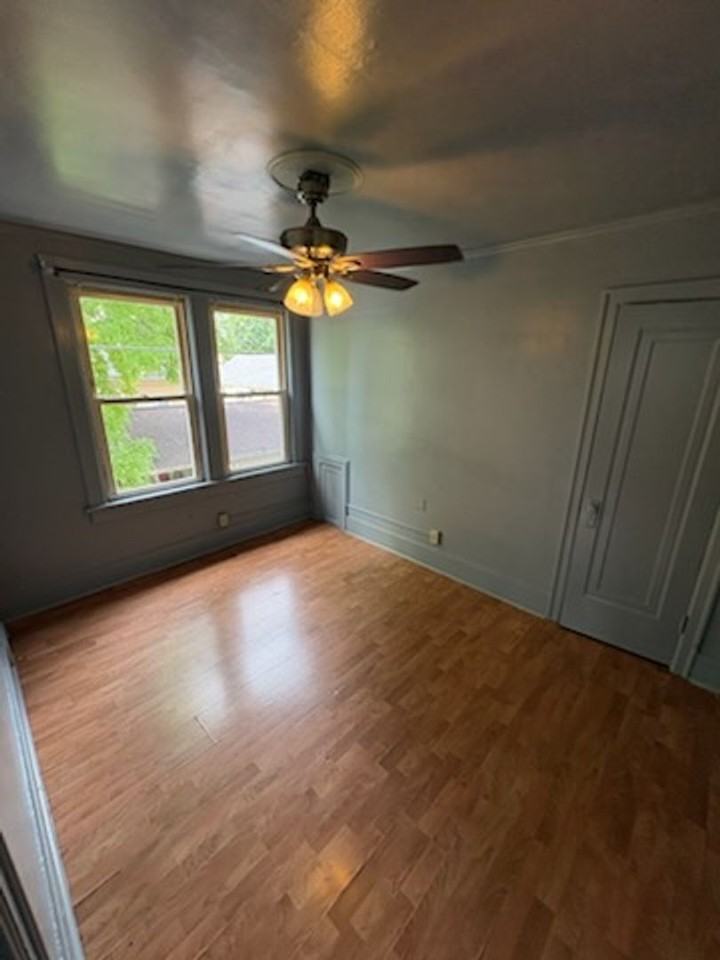 1833 N Wisconsin - Photo 5 of 15
