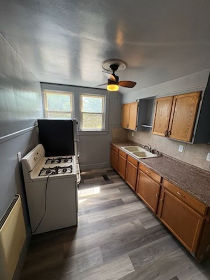 1833 N Wisconsin - Photo 6 of 15