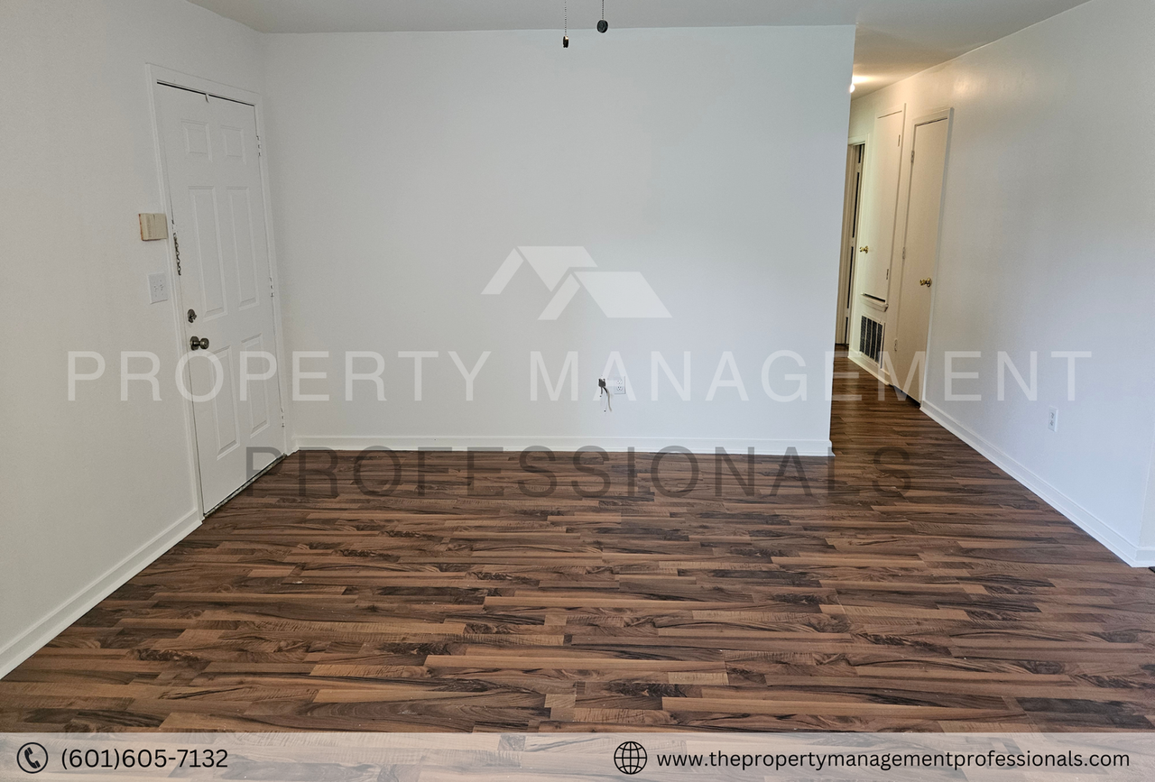 1732 Brookhollow Cir - Photo 6 of 26