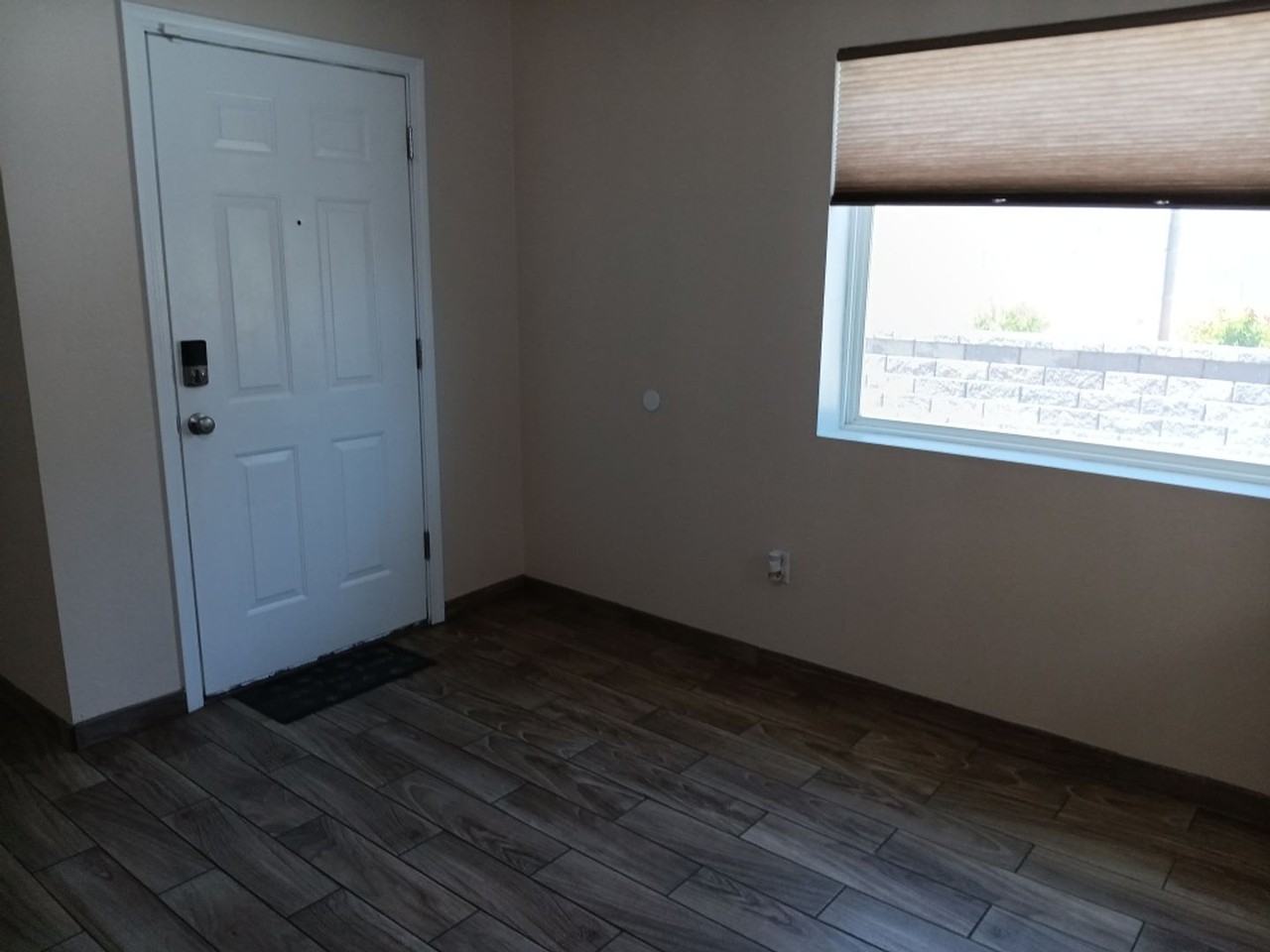 9031 San Nicholas Ave Nw - Photo 4 of 21
