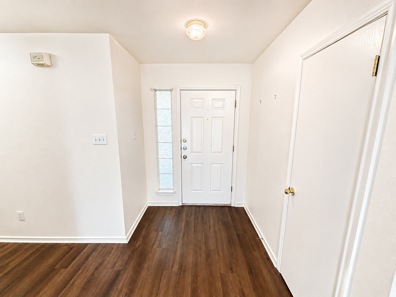 3104 O W Curry Dr - Photo 2 of 20