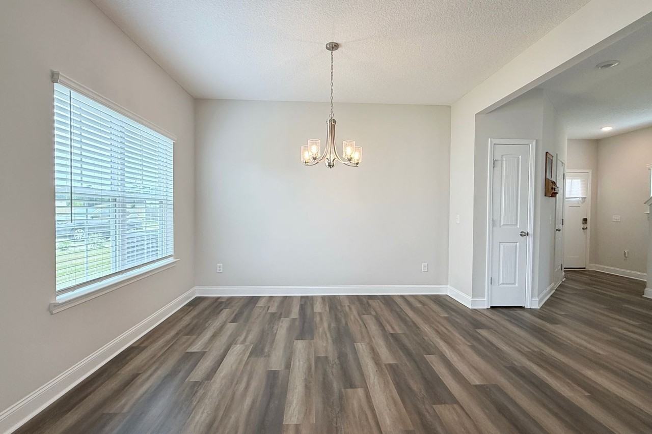 929 Abode Ave - Photo 4 of 36