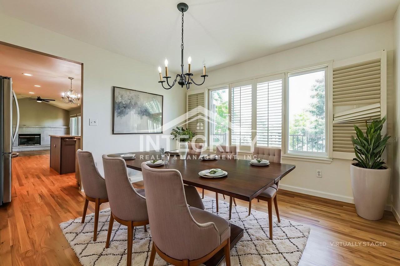 11536 Briarwood Ln - Photo 6 of 38