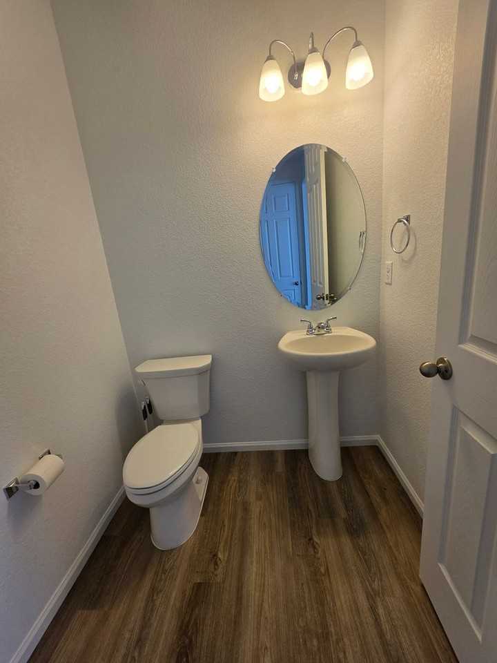 1808 Manassa St - Photo 5 of 13