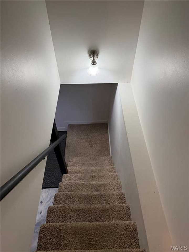 713 Plaza Dr - Photo 7 of 18