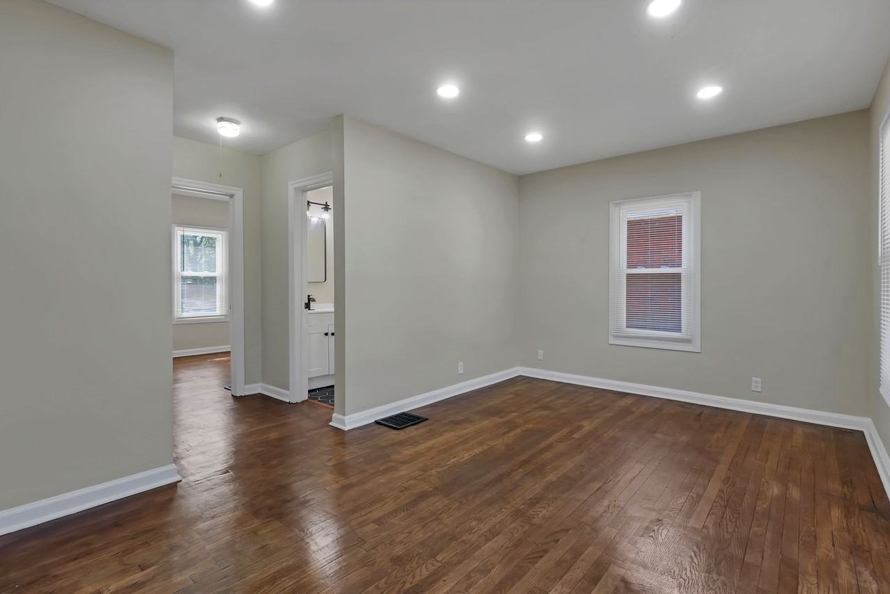 1269 Minnesota Ave - Photo 6 of 30