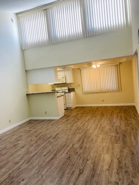 430 South Niagara Street - Photo 7 of 50