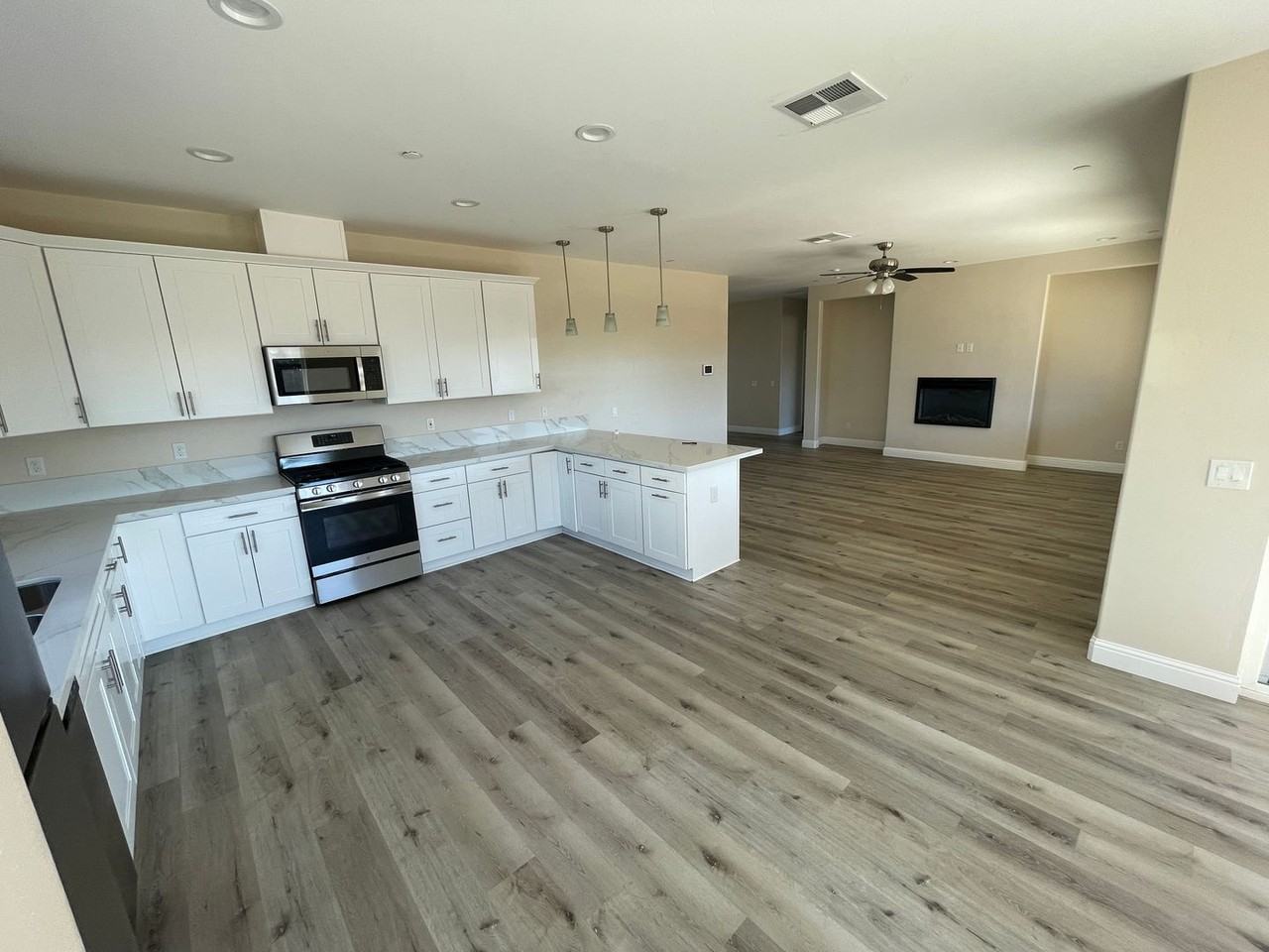 620 Circlewood Dr - Photo 7 of 21