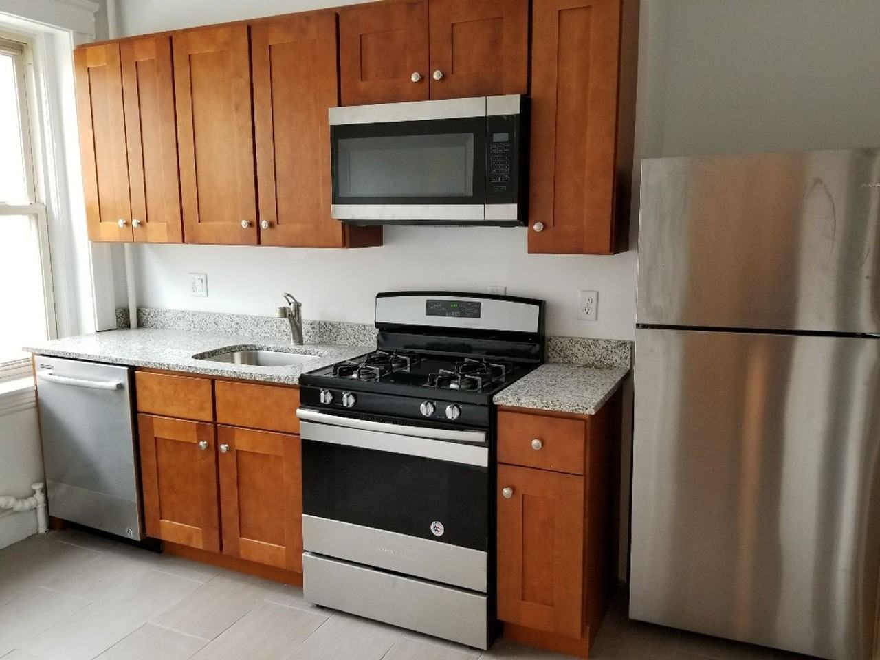 299 Freeman St - Photo 6 of 6