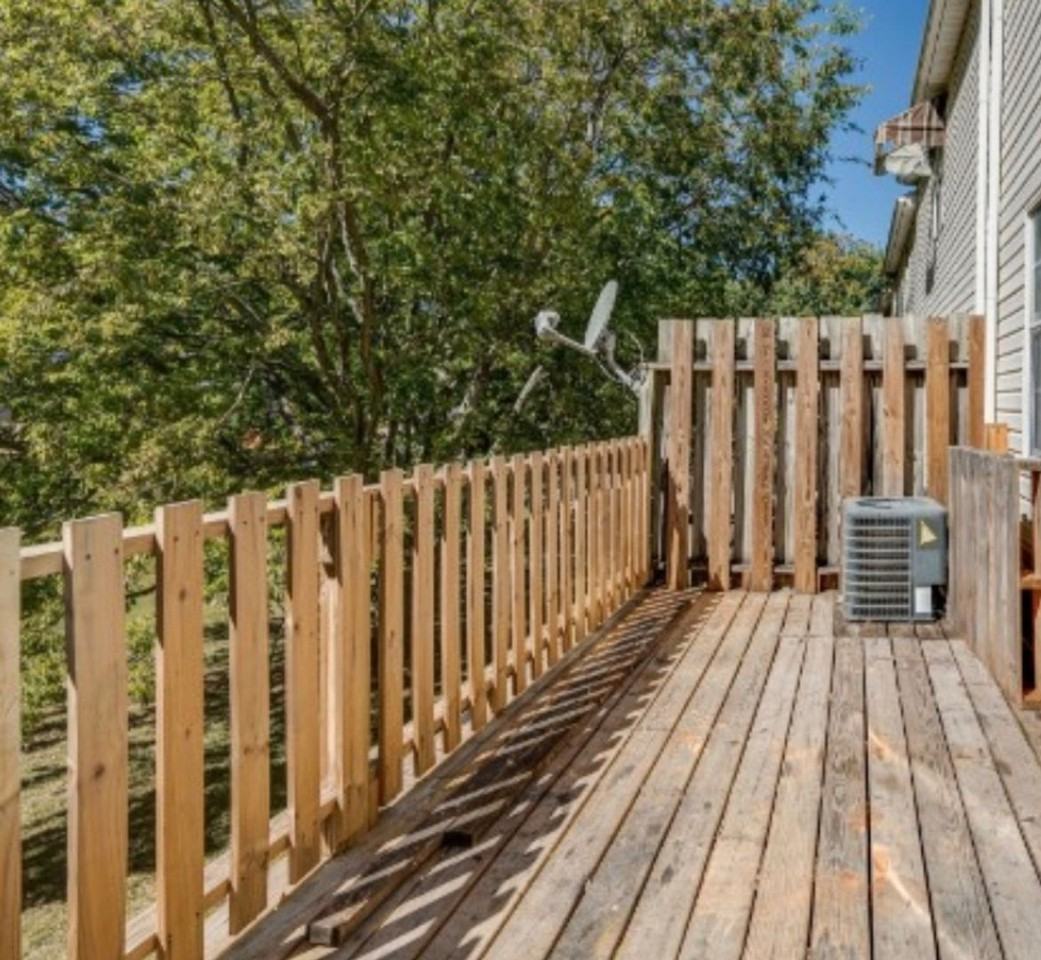116 116 5 Oaks Dr - Photo 4 of 16