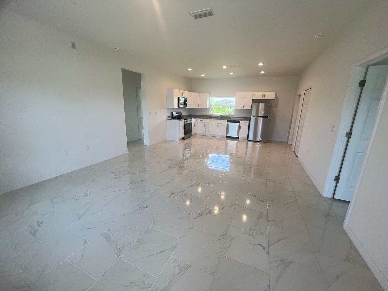 3508 3rd St Sw - Photo 3 of 15