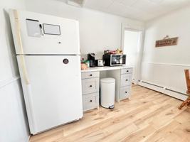 featured image of 230 Saint John St #3