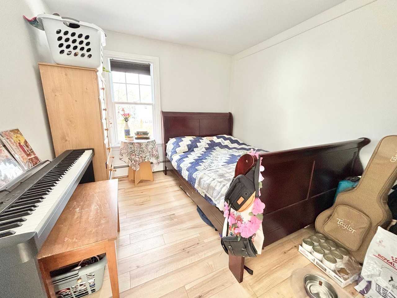 230 Saint John St #3 - Photo 3 of 7