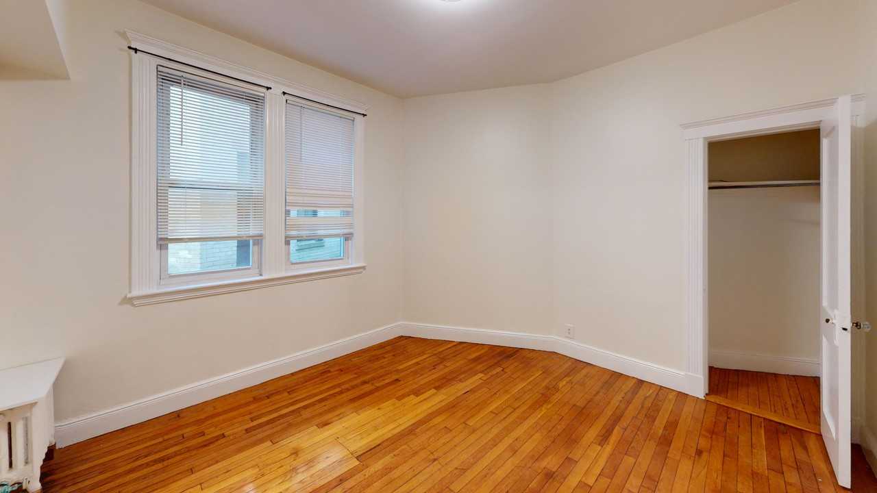 28 Sidlaw Rd #2 - Photo 4 of 7