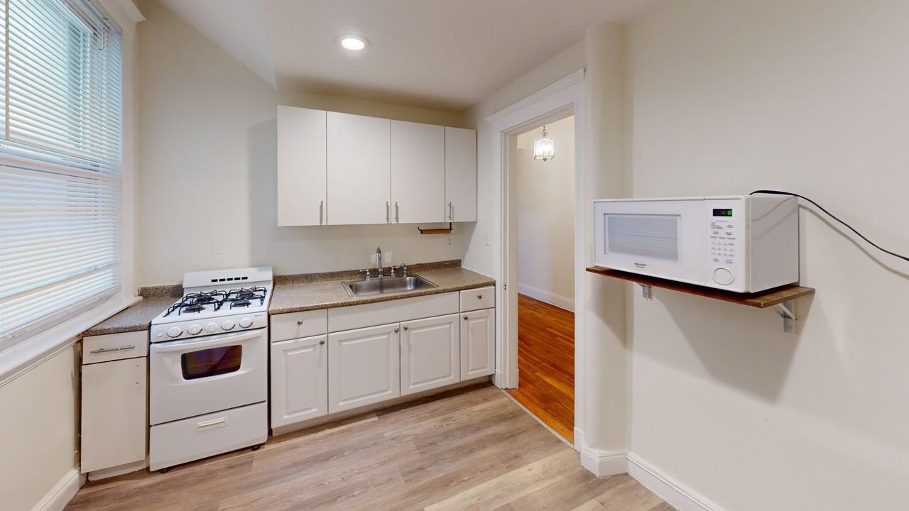 28 Sidlaw Rd #2 - Photo 7 of 7