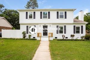 featured image of 6000 Farm Pond Ln
