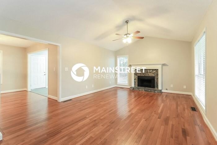 37 Herrell Dr - Photo 4 of 17