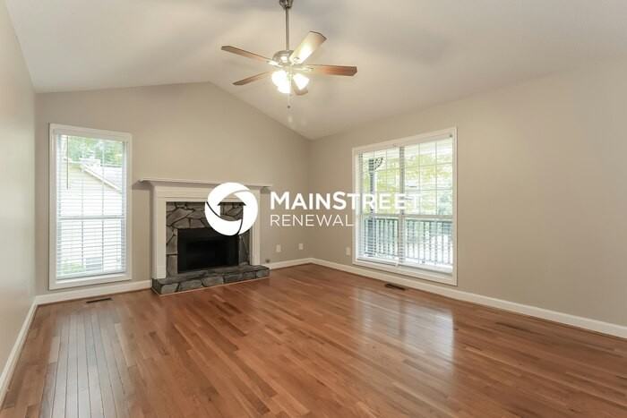 37 Herrell Dr - Photo 5 of 17