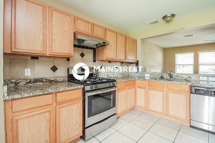 3234 Dartmouth Field Ln - Photo 6 of 18