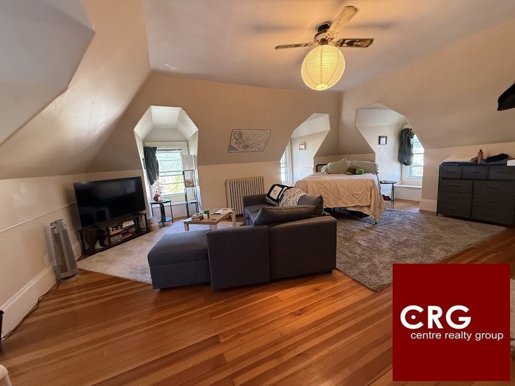 23 Parsons St #3 - Photo 2 of 29