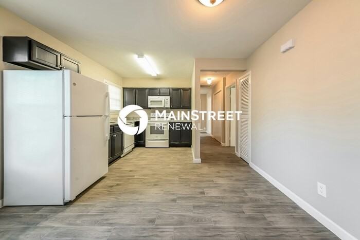 304 Helen Dr - Photo 4 of 16