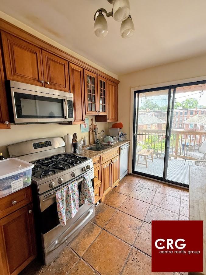1734 Commonwealth Ave #7 - Photo 6 of 17