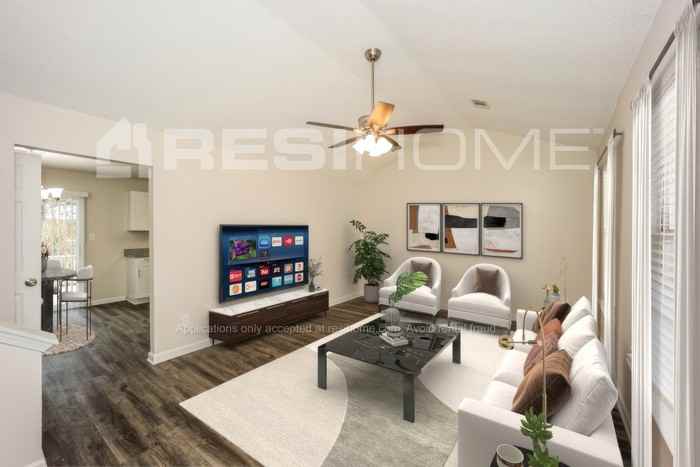 1470 Vail Aly - Photo 4 of 14