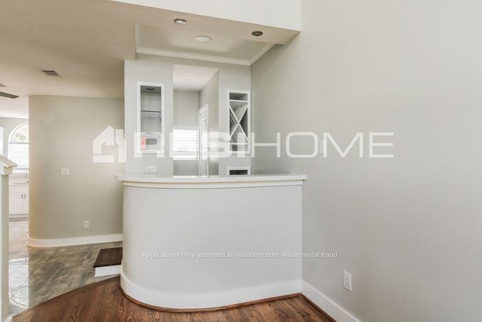5418 Inker St - Photo 6 of 25
