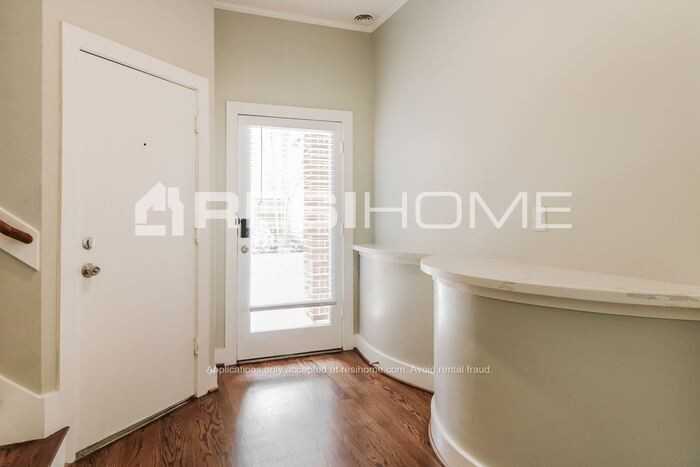 5418 Inker St - Photo 7 of 25