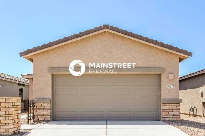 10677 W Dickerson Dr