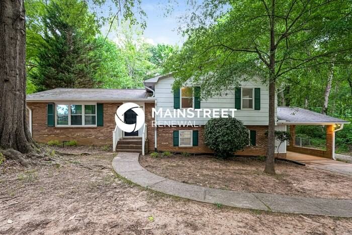 273 Holmes Dr