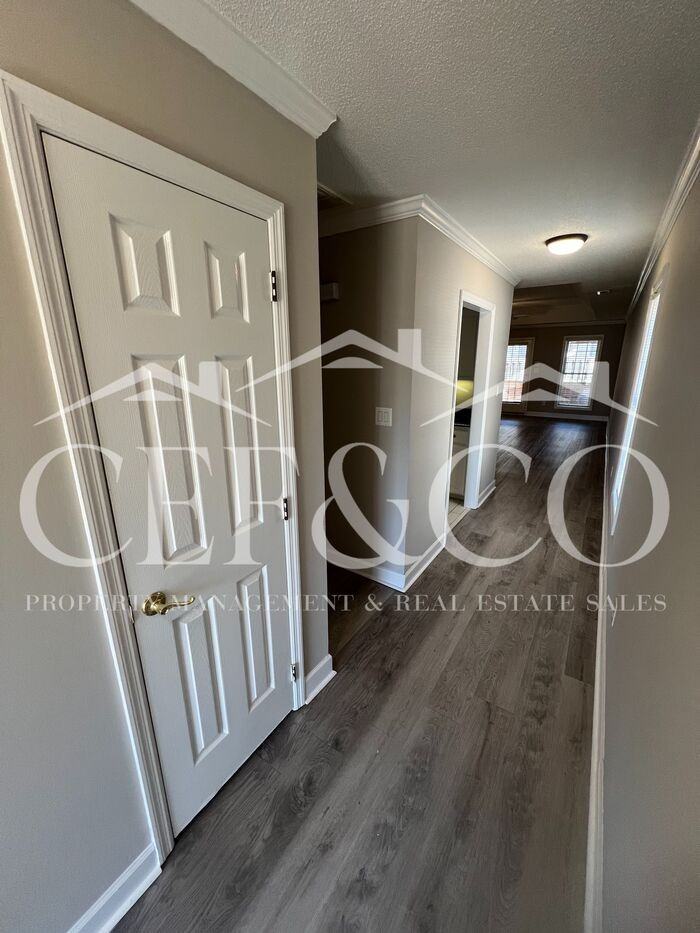 514 Rose Trellis Ct - Photo 2 of 18