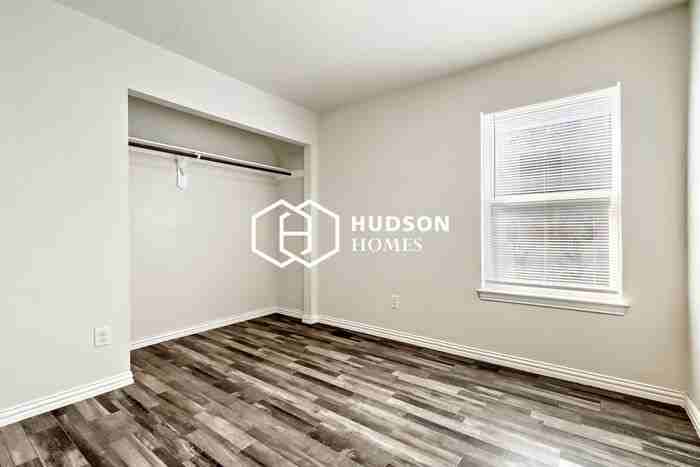 930 N 10th St #A - Photo 7 of 15