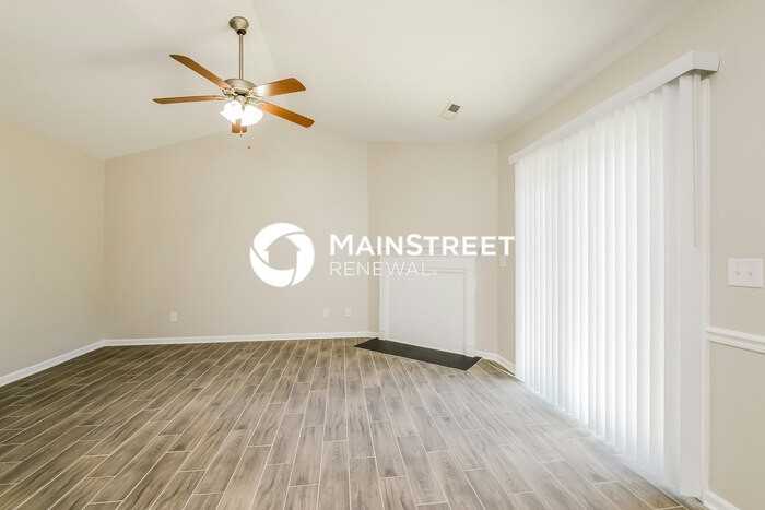 1825 Pope Hill Ct - Photo 2 of 16