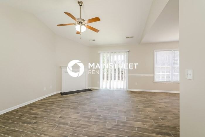 1825 Pope Hill Ct - Photo 3 of 16