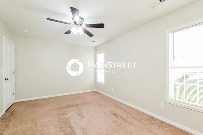 1825 Pope Hill Ct - Photo 6 of 16