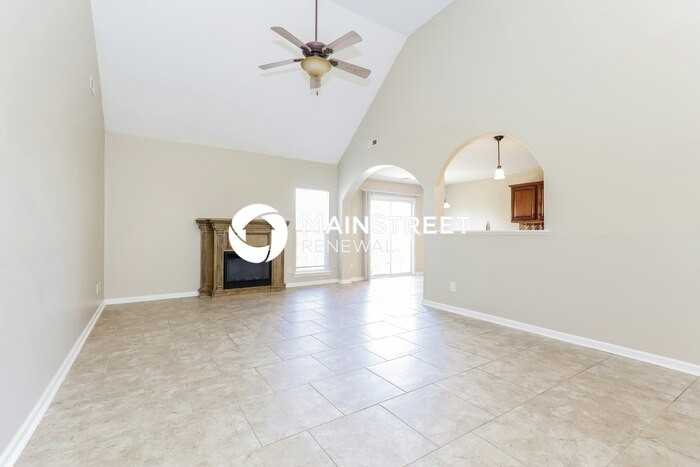 3994 Kristen St - Photo 4 of 16