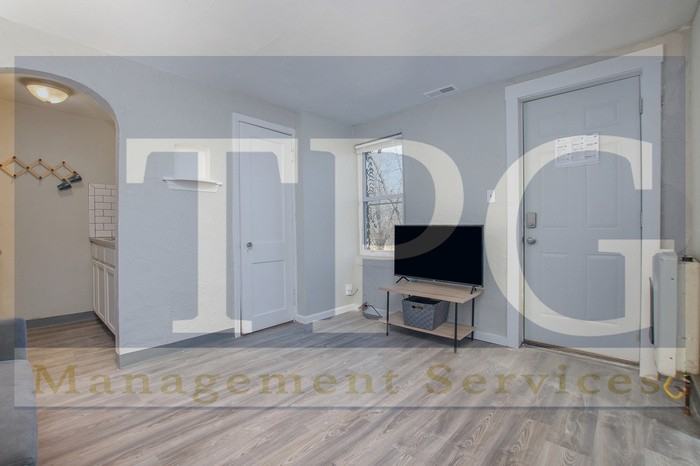 3407 Ne Monterey Ave #B - Photo 5 of 16