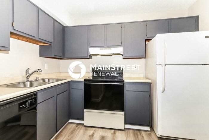 2913 Dumesnil St #3 - Photo 7 of 16