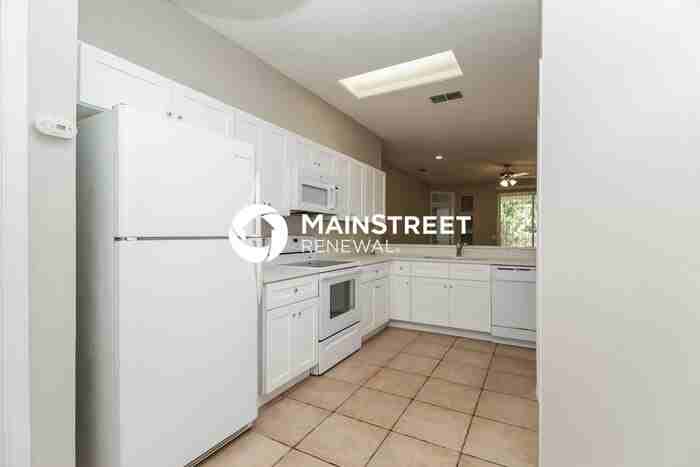 110 Pamala Ct - Photo 7 of 16