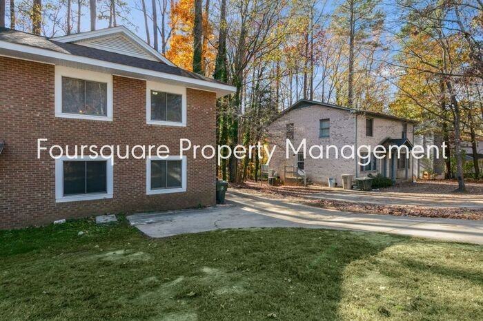1105 Timber Dr #A - Photo 3 of 36