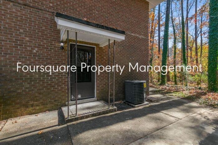 1105 Timber Dr #A - Photo 4 of 36